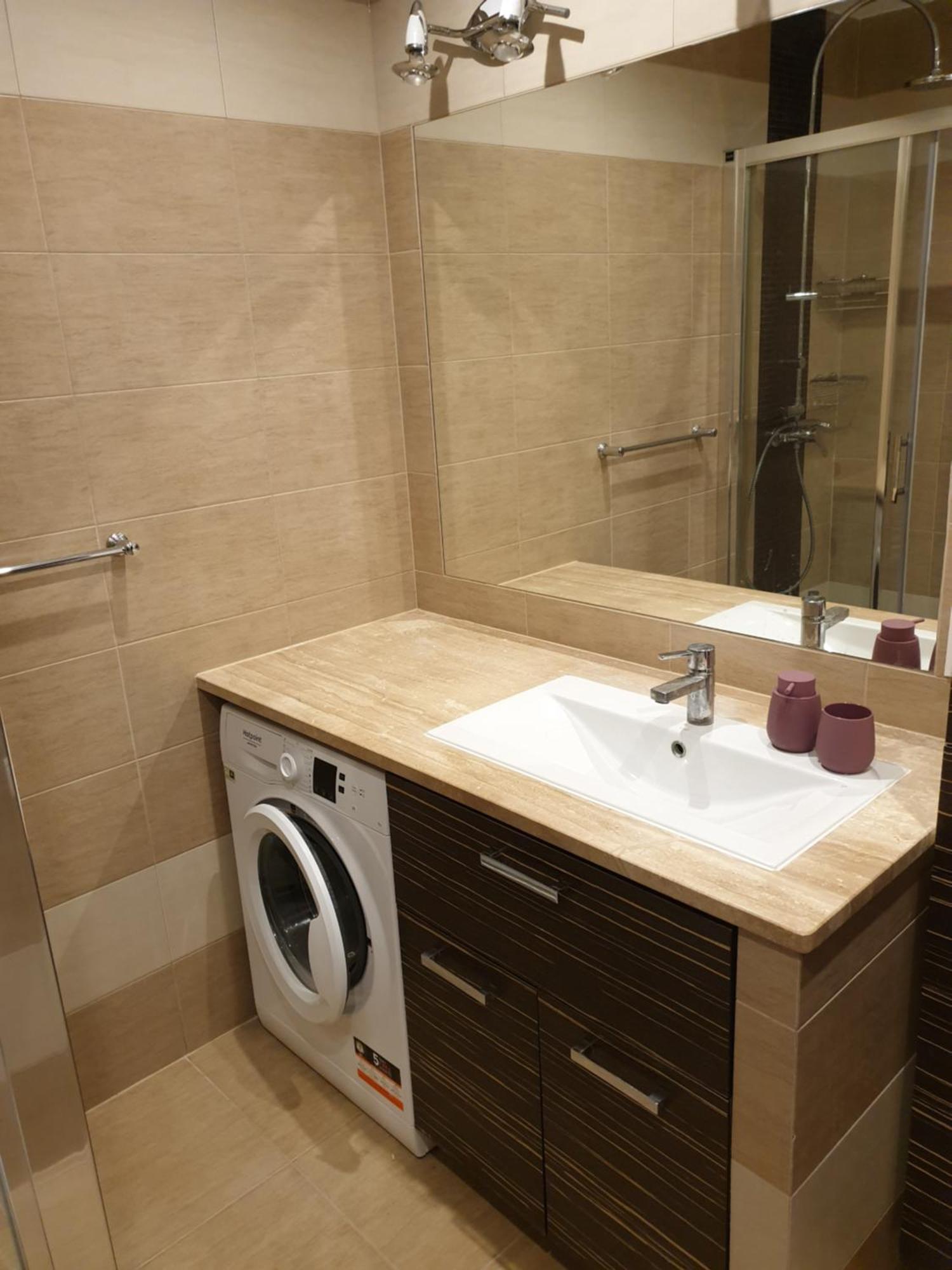 Przestronny Apartament Dla 9 Osob - 4 Sypialnie, Parking Gliwice Exterior photo